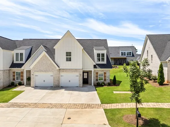 628 Thornberry Dr, Auburn, AL 36830