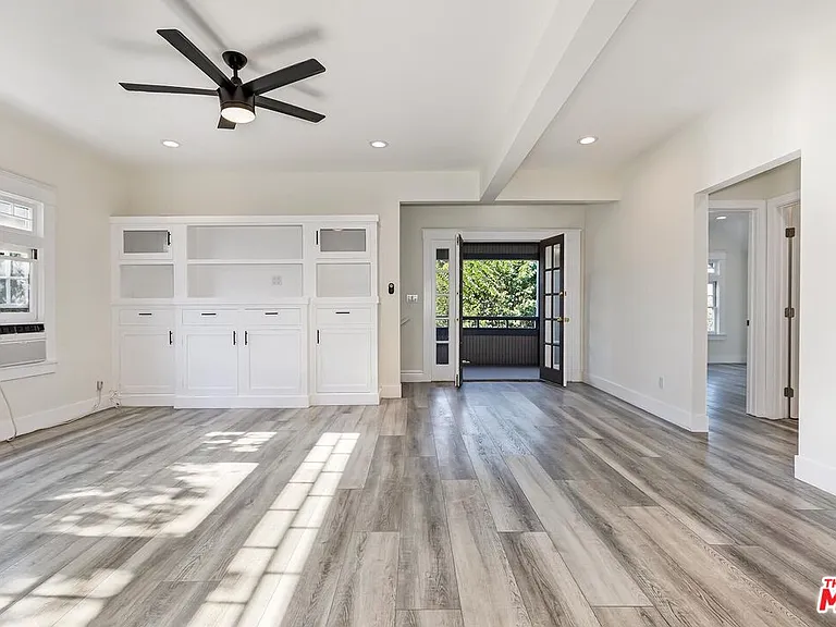 1054 Maine Ave #1054 — Photo 6