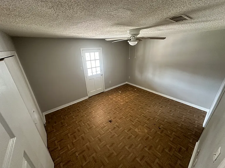 3423 Yorkfield Dr #4 — Photo 6
