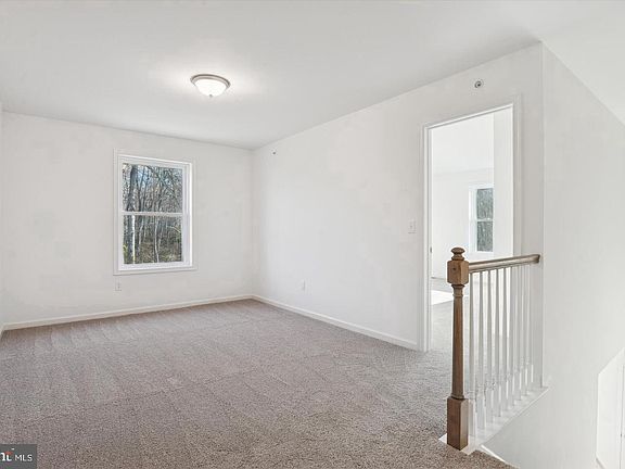 2nd image of 117 Silversmith Rd