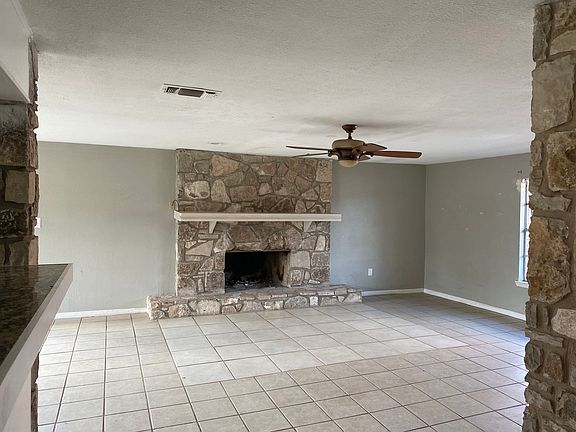 3rd image of 2210 Valley West Ln