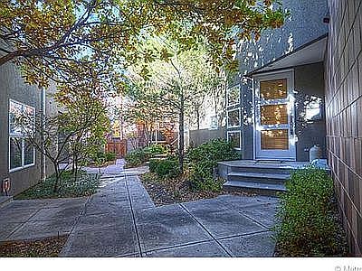 2nd image of 425 Detroit St