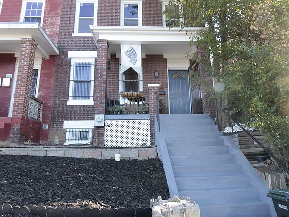 Front Yard/View from Street