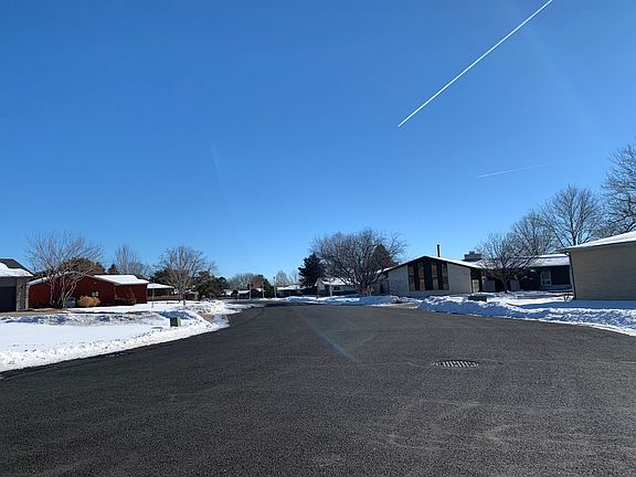 4th image of 4527 W Pioneer Ln