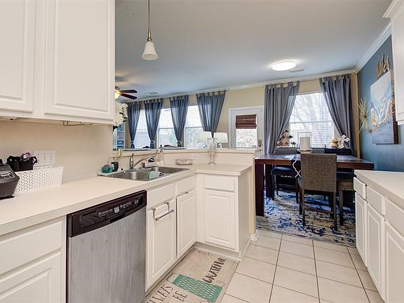 3rd image of 16542 Cairngrove Ln