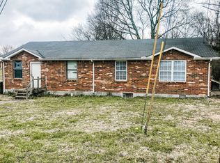 904 Laura St, Gallatin, TN 37066