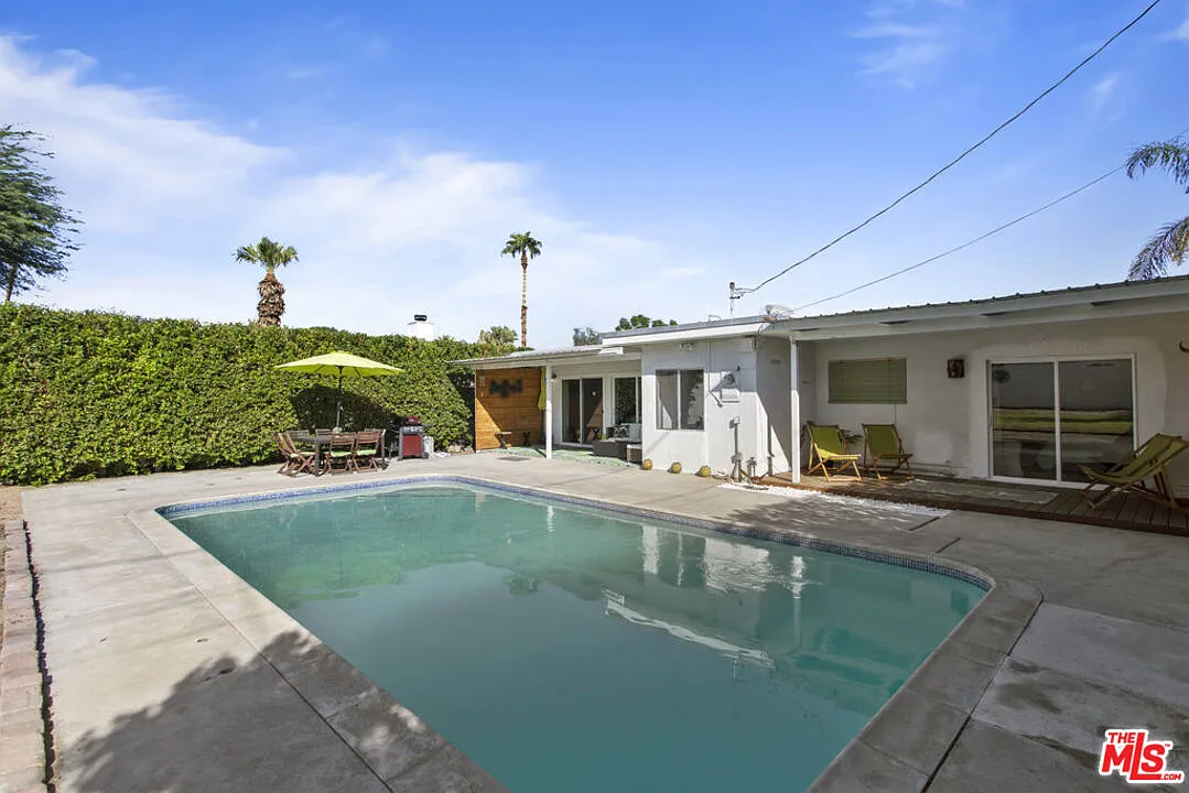 2 bed, 1.0 bath, $3,650 — Photo 1