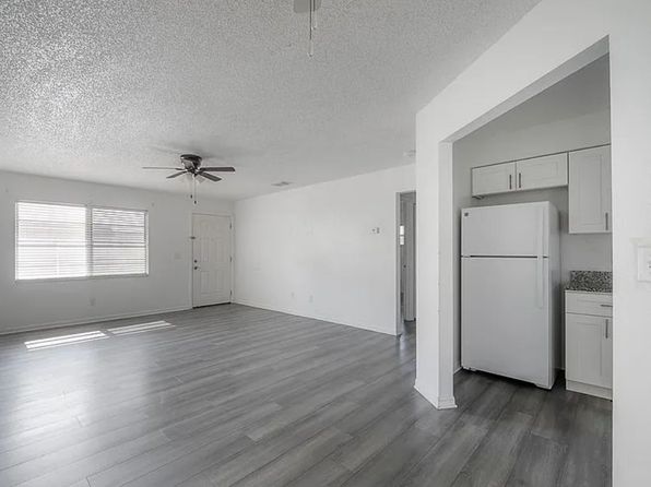 725 2nd Ave NE #725B