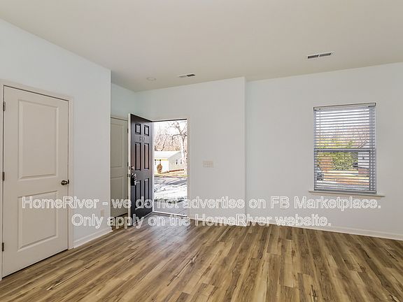 3rd image of 817 Chandler Ave