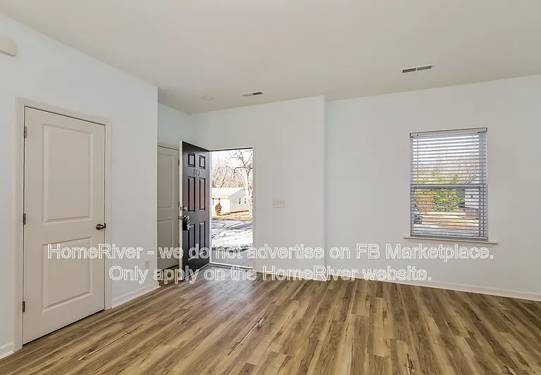 817 Chandler Ave — Photo 3
