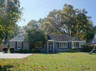 3623 Poplar Ave, Memphis, TN 38111