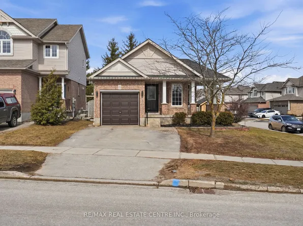 321 Montgomery Blvd, Orangeville, ON L9W 5G7
