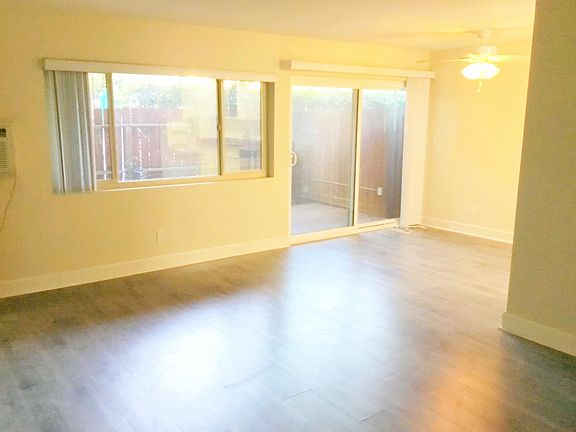 5th image of 17938 Burbank Blvd APT 36