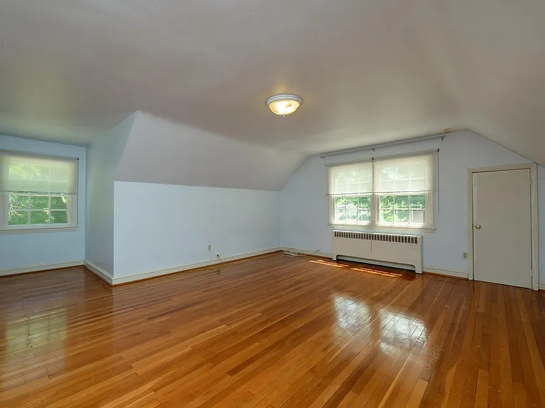 100 Pine Tree Rd — Photo 11