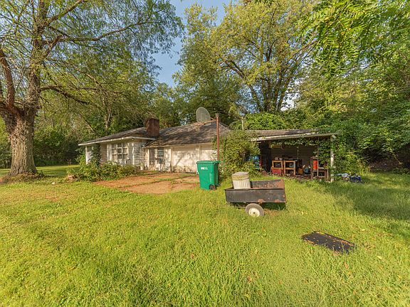 5th image of 8284 Stony Creek Rd