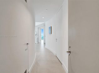 18975 Collins Ave #704, Sunny Isles Beach, FL 33160