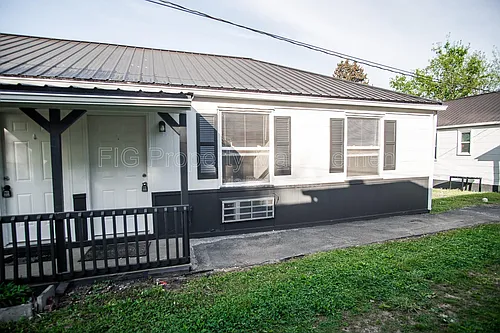 1418 Chicago Ave Photo 1