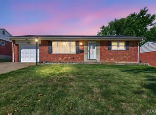 8415 Rockhaven Ln, Saint Louis, MO 63123