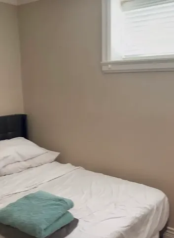 2 bed, 900 sqft, $2,000 — Photo 3