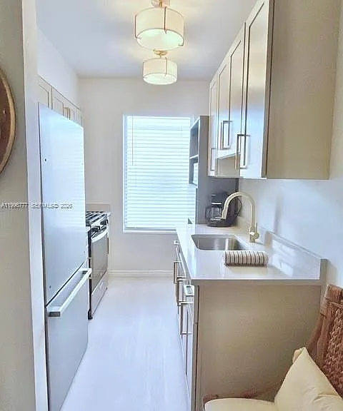 1050 Pennsylvania Ave #28 — Photo 16