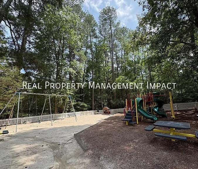 26 Forest Glen Dr — Photo 42