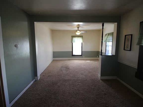 4th image of 731 Jackson St