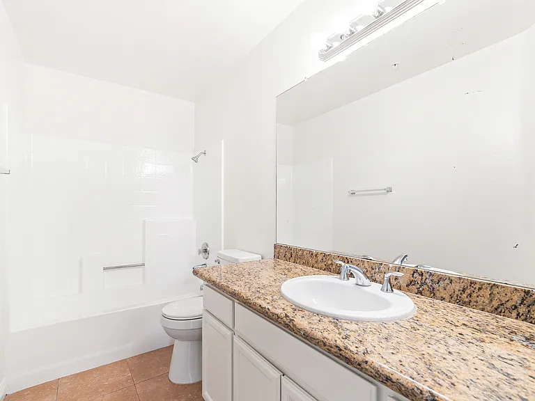 4560 Coldwater Canyon Ave #105 — Photo 17