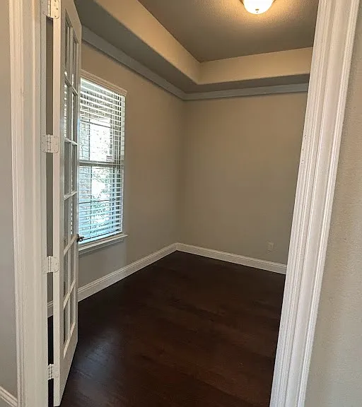 560 Darian Dr — Photo 5