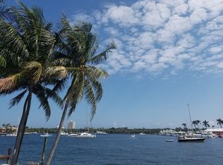 1208 Seminole Dr, Fort Lauderdale, FL 33304