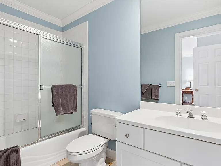 110 Greenleaf Ln — Photo 27