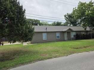 808 S 12th St, Collinsville, OK 74021