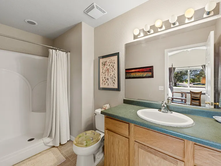 951 Euclid Ave #1 — Photo 20