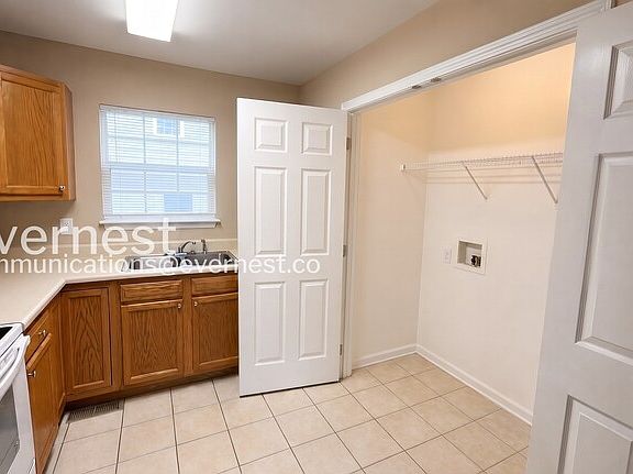 4th image of 61 Corley Ave
