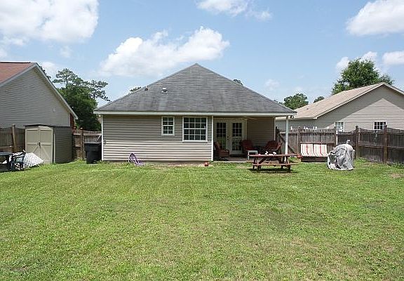 4th image of 4567 Deslin Dr