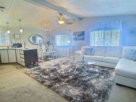 4th image of 11473 E 39th St
