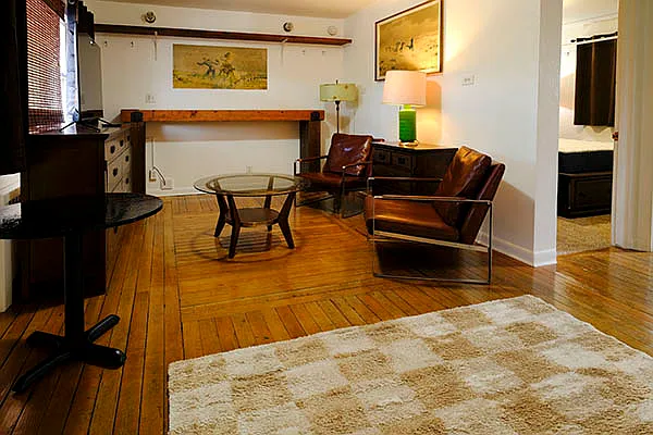 1 bed, 900 sqft, $1,400 — Photo 3