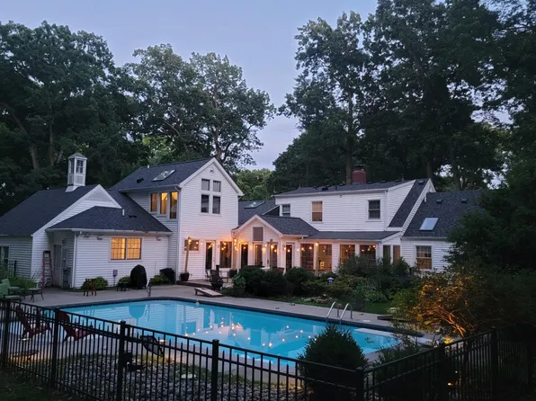 4910 Rolandale Ave, Toledo, OH 43623