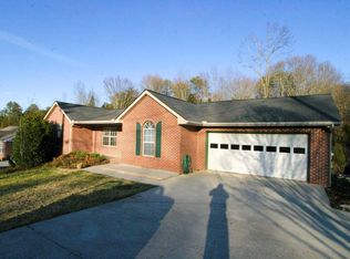 1039 Bartlett Dr, Jefferson City, TN 37760