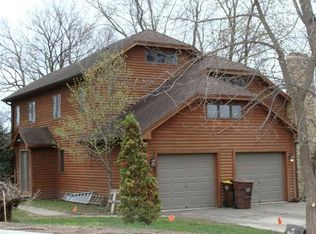1711 Shoreline Blvd, Prior Lake, MN 55379