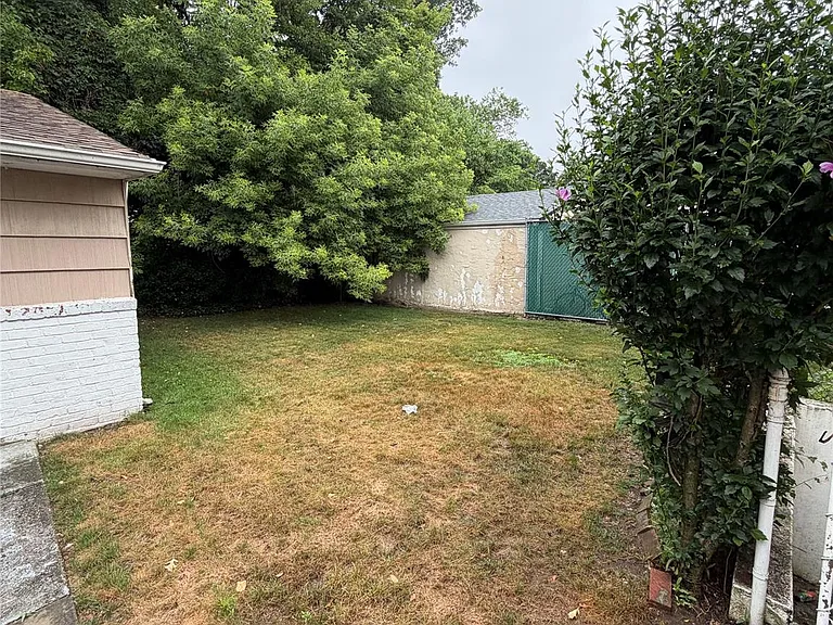 14730 Huxley St — Photo 6