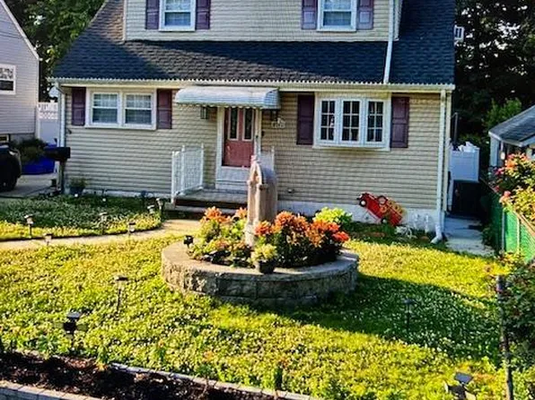 20 Stephen St, South Amboy, NJ 08879