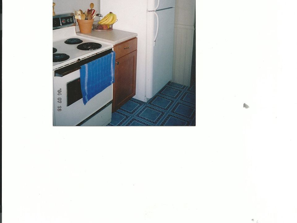 2nd image of 14 Everett St #2