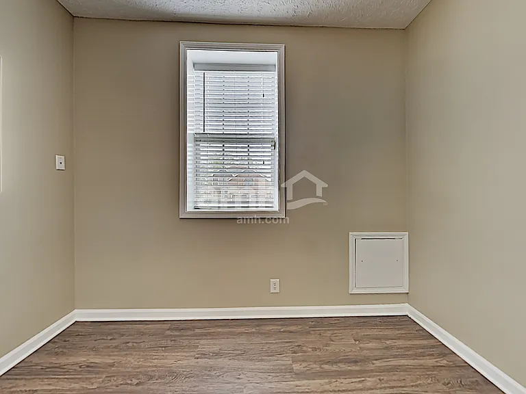 145 Buttermere Dr — Photo 18