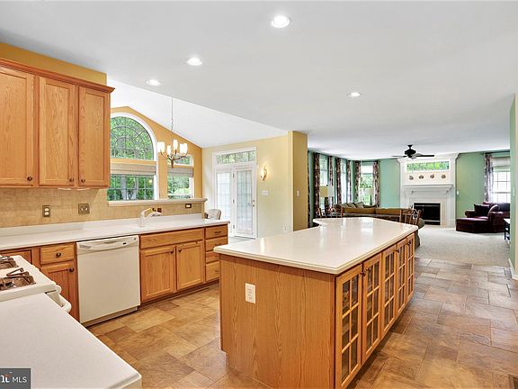 5th image of 2903 Videre Dr