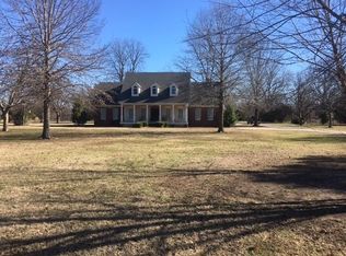 1560 Ellis Rd, Greenville, MS 38701