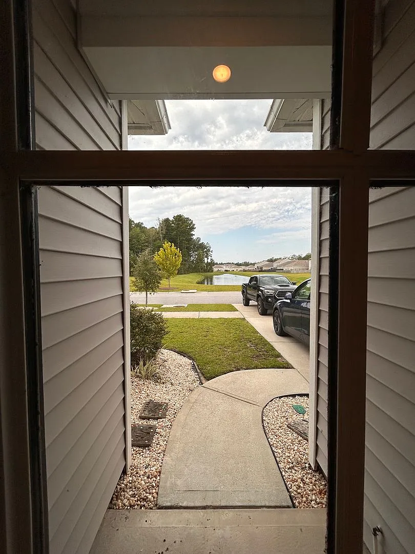 Spacious 4BR Ranch Home in Cane Bay! — Photo 2