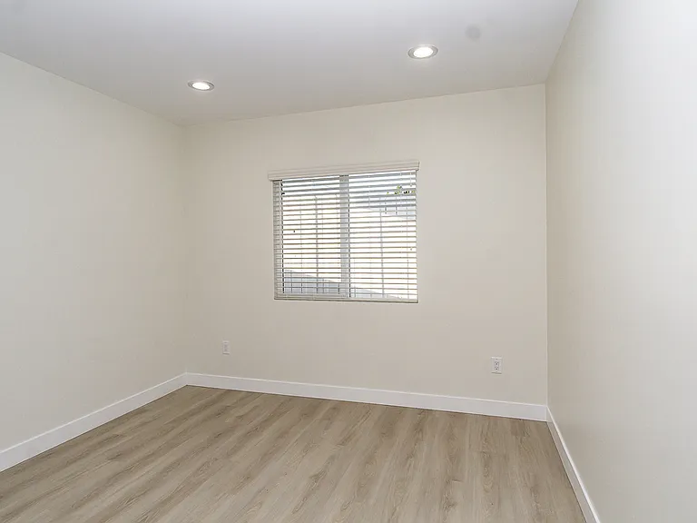 8197 Andora Dr — Photo 9