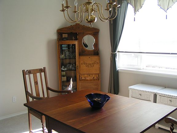 Formal Dining
