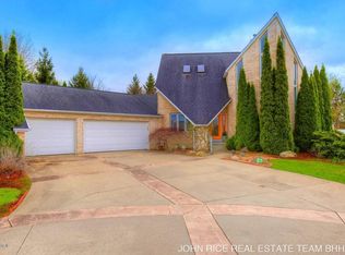1440 Crystalline Dr SE, Caledonia, MI 49316