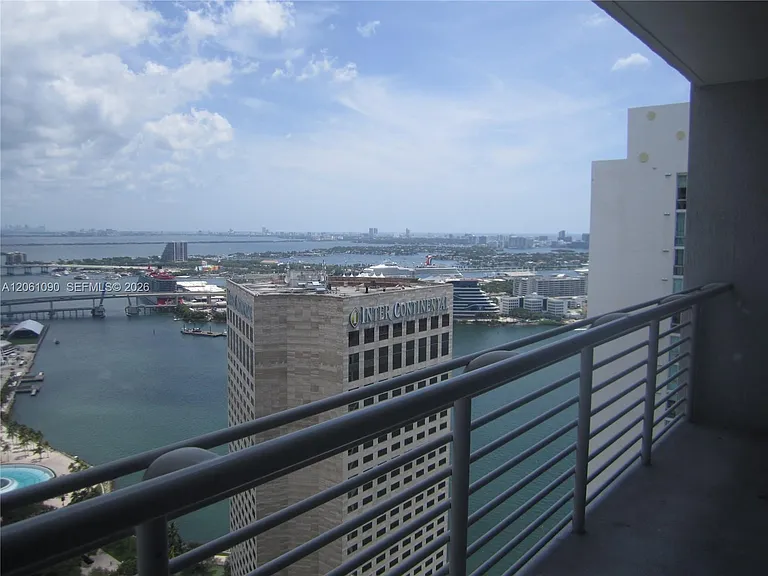 325 Biscayne Blvd #4316 — Photo 11